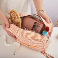 Trousse de toilette personnalisée rayée – Prénom brodé